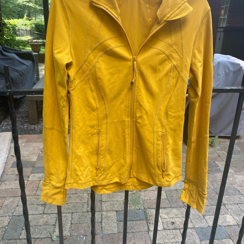 Lululemon define jacket, size 8